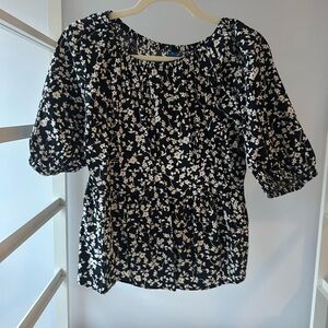Old navy Floral Black and White Women's Top open back medium